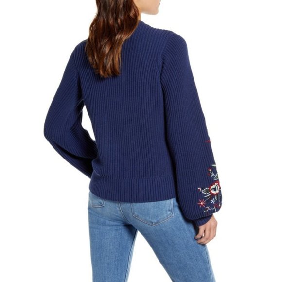 LUCKY BRAND Blue Floral Embroidered Sweater - Picture 2 of 8